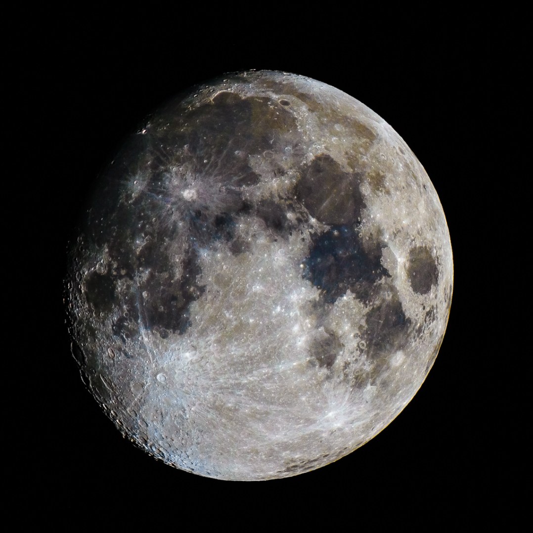 Waxing Gibbous Color